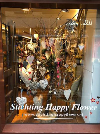 Stichting Happy Flower  Etalage